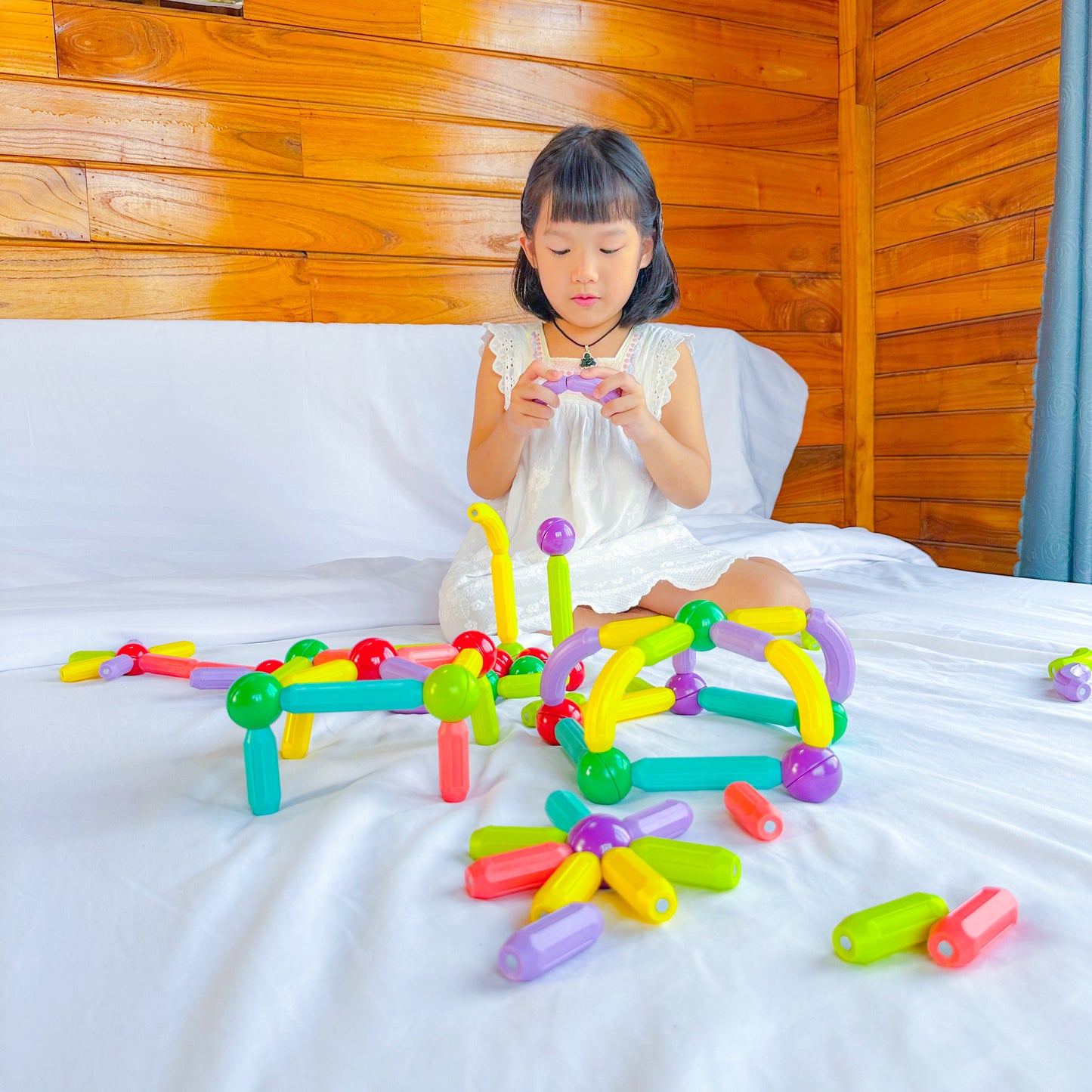 MagnePlay - Magnetic Building Toy